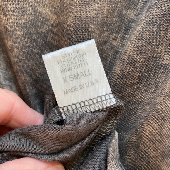 HARLOWE & GRAHAM Cutout Top X-Small - Picture 5 of 5